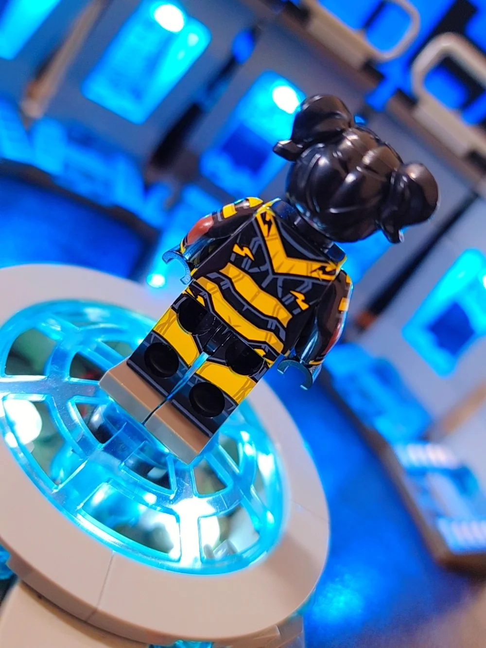 Bumblebee Teen Titans Minifgure Lego Compatible